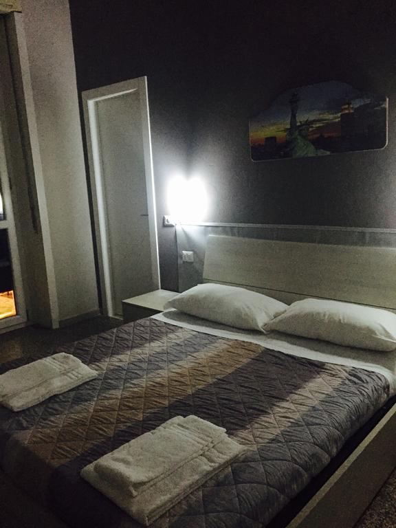 B&B Residenza Paradiso Μιλάνο Εξωτερικό φωτογραφία
