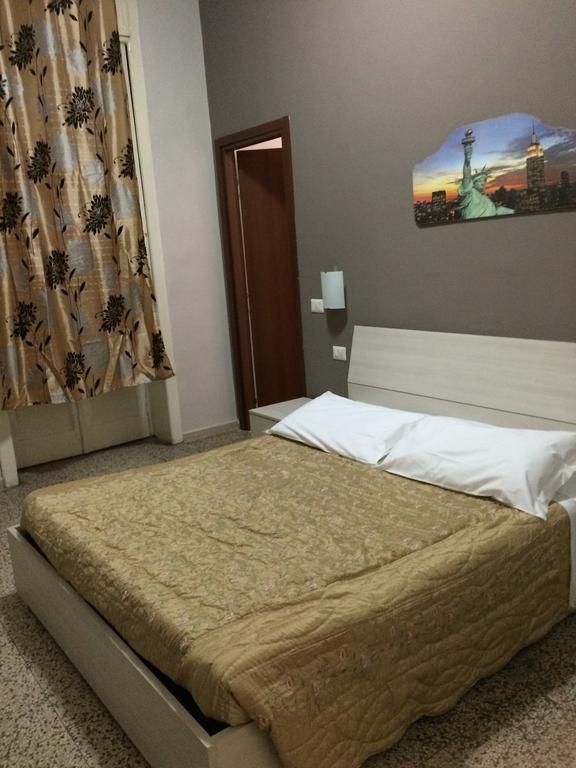B&B Residenza Paradiso Μιλάνο Δωμάτιο φωτογραφία